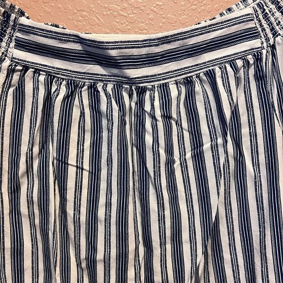 Lily White striped top - Picture 8 of 8